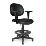 Cadeira Caixa EXECUTIVA LISA com Braço Regulável - (Aranha PMD) - Cor Preta - 35029