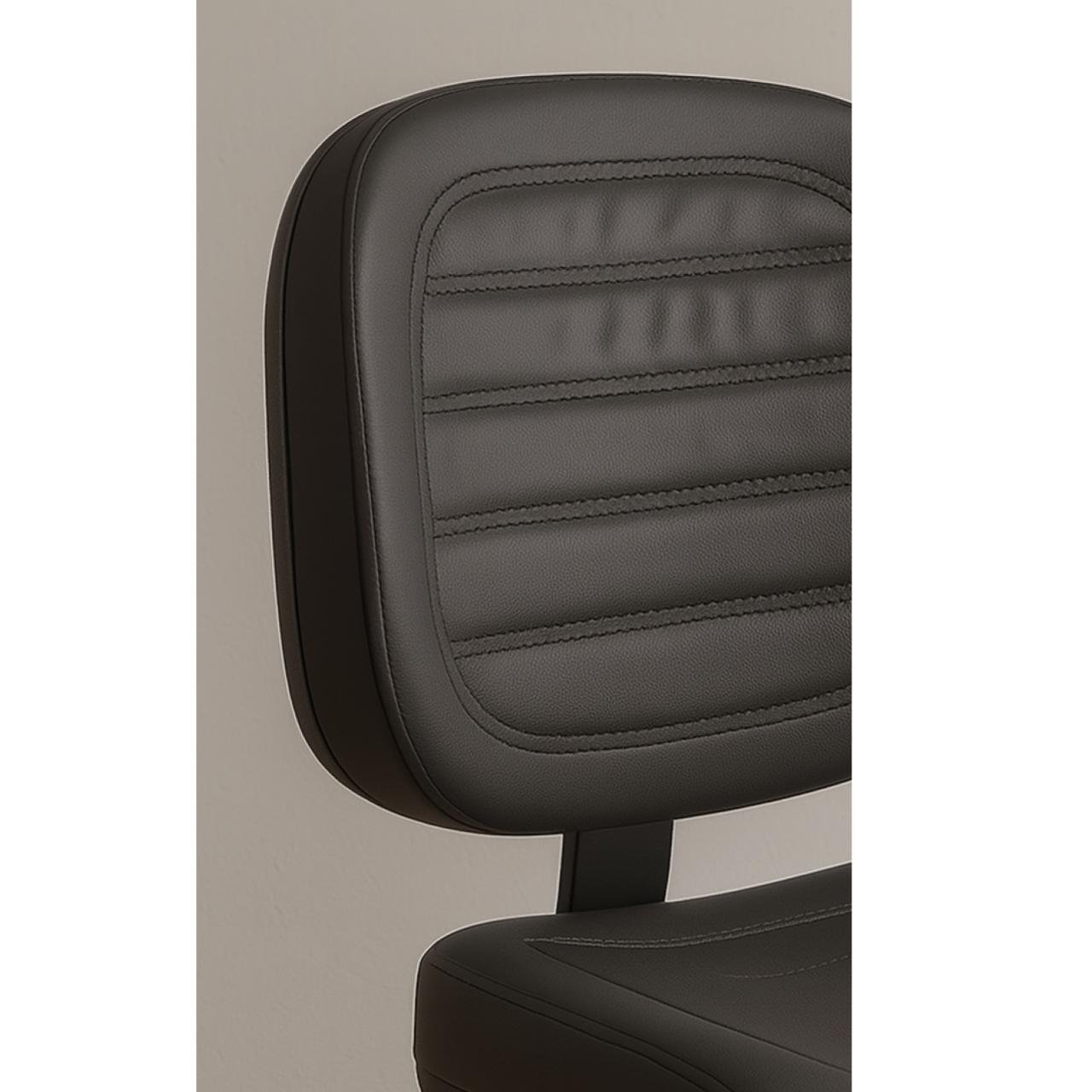 Cadeira Executiva Costurada Base em "S" PRETA - Corino Preto - 31014 - Imagem 4