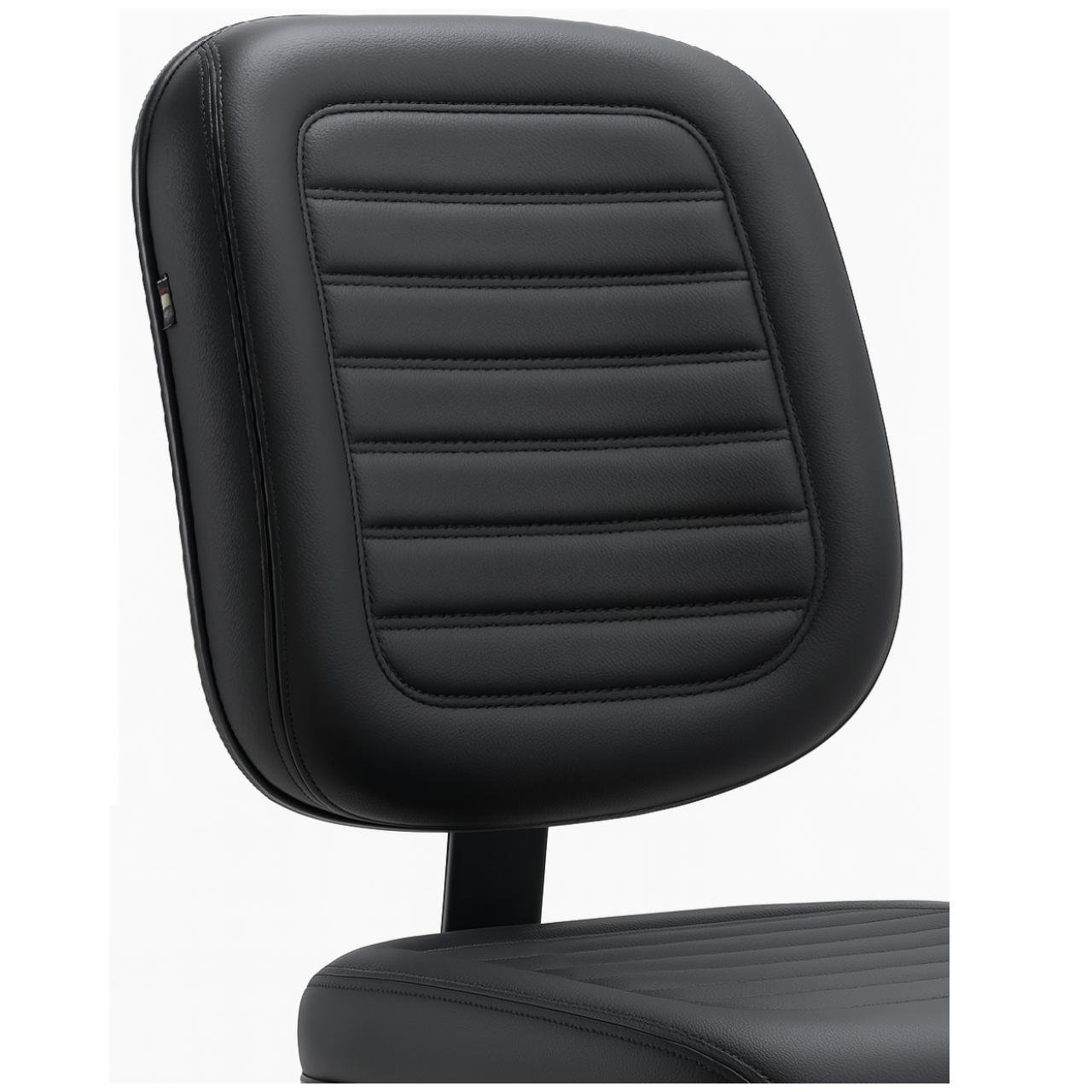 Cadeira Diretor Costurada Base em "S" Preta C/ Braços - Corino Preto - 30300 - Imagem 7